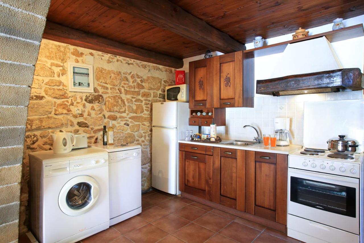 Villa Radamanthis Sívas Esterno foto